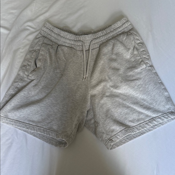 H&M Men's Light Gray Athletic Shorts - Picture 1 of 5
